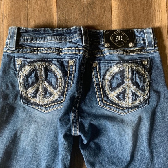 Mid Rise Boot Cut Miss Me Jeans - Picture 8 of 13